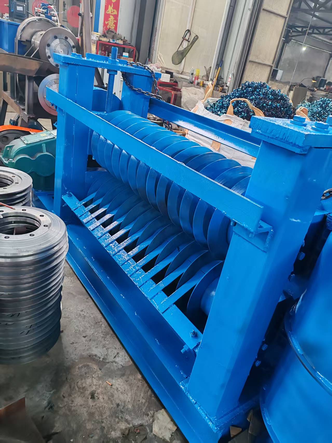 Xinzhe Metal ने वैश्विक औद्योगिक ग्राहकों के लिए उच्च परिशुद्धता धातु काटने की मशीन लॉन्च की